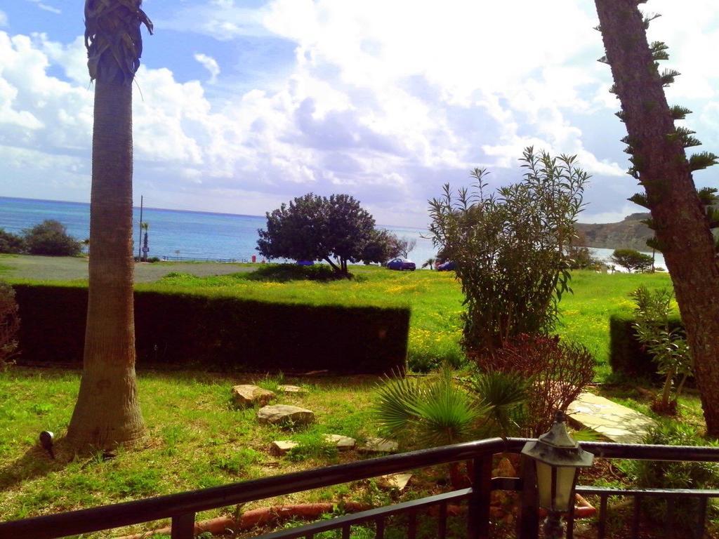 פיסורי Yialos Apartments חדר תמונה