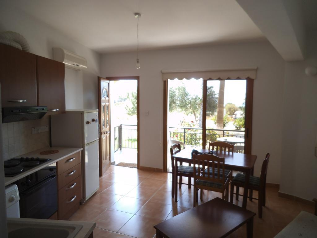 פיסורי Yialos Apartments חדר תמונה